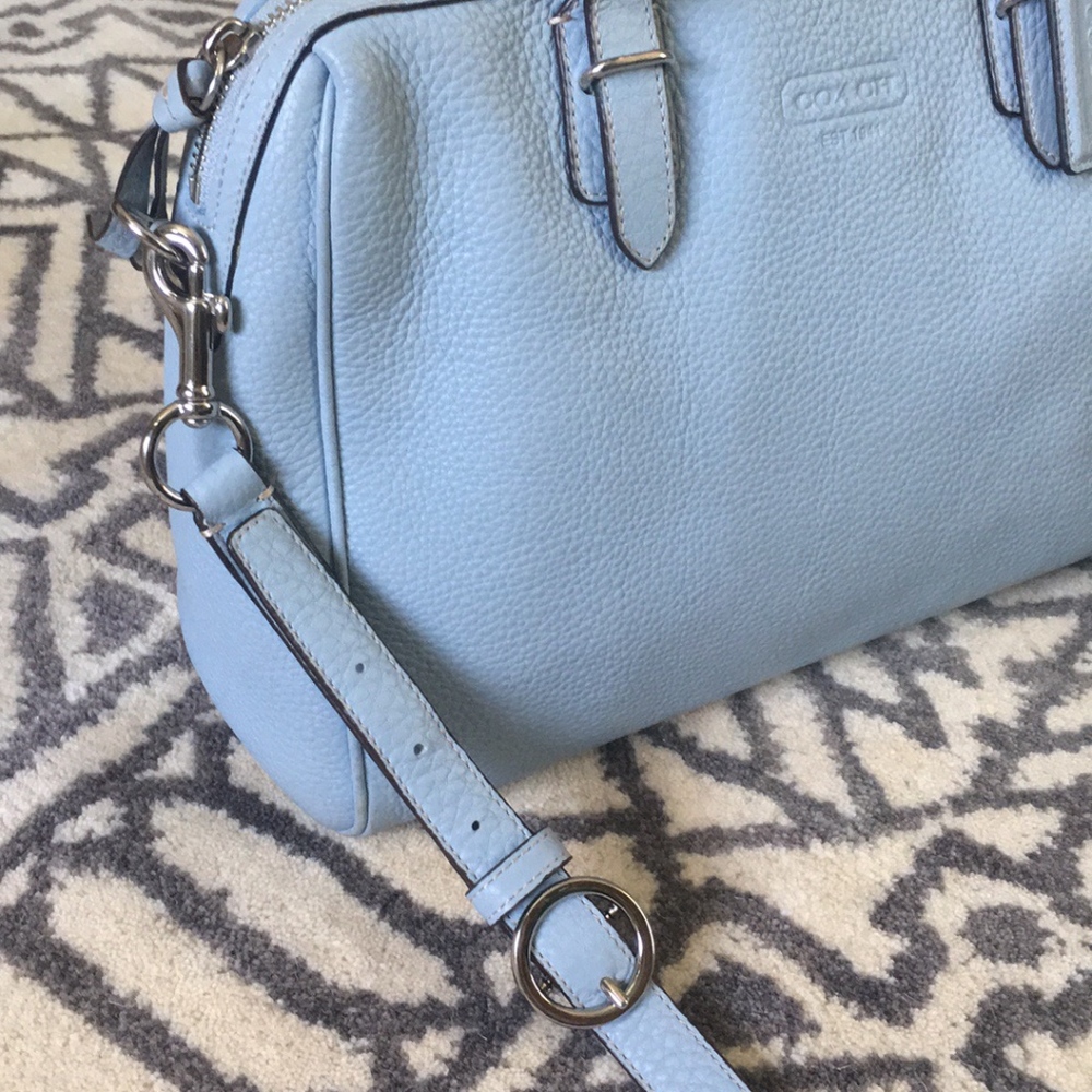 Coach Pebble Leather Purse - Picture 4 of 8